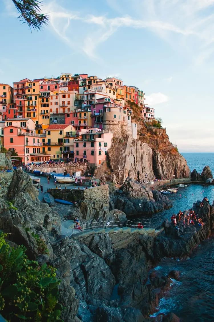 A travel destination overlook photographed by Jack Ward on Unsplash